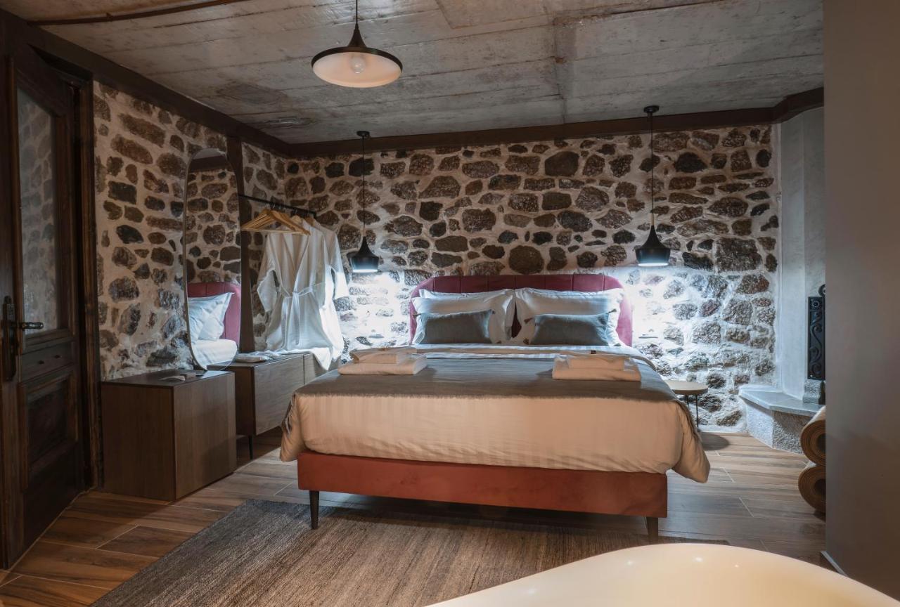 Vila Helen Voskopoje Luaran gambar