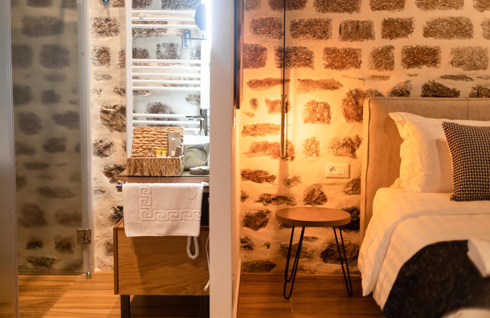 Vila Helen Voskopoje Luaran gambar